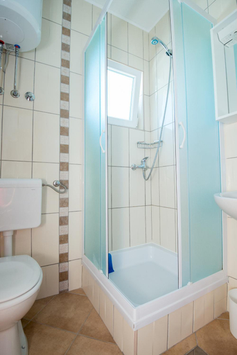 Bathroom 3, Apartments&Rooms SB, Herzegovina-Neretva