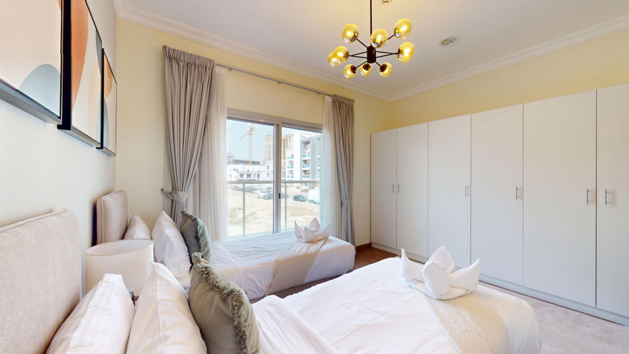 Room 5, JVC - Villa 3 in Dubai, Dubai
