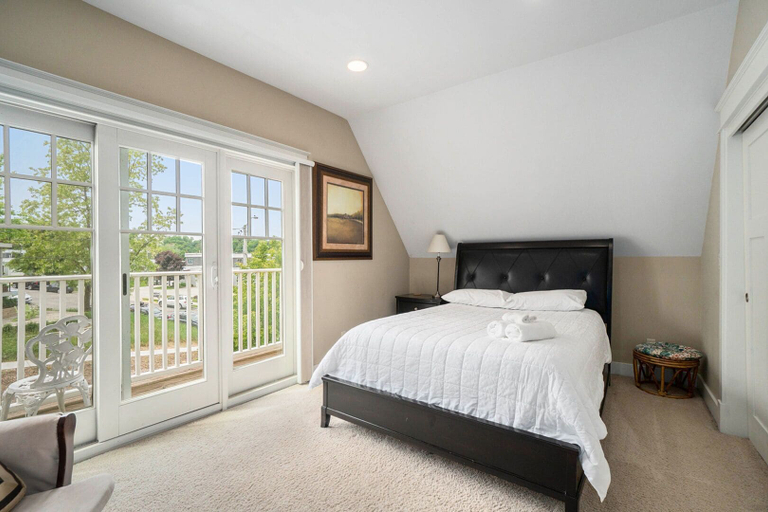 Bedroom 2, Family-Friendly 3BR Condo Grand Haven 27, Ottawa