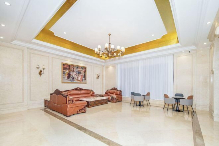 Others 3, Vianna Hotel, Kunming