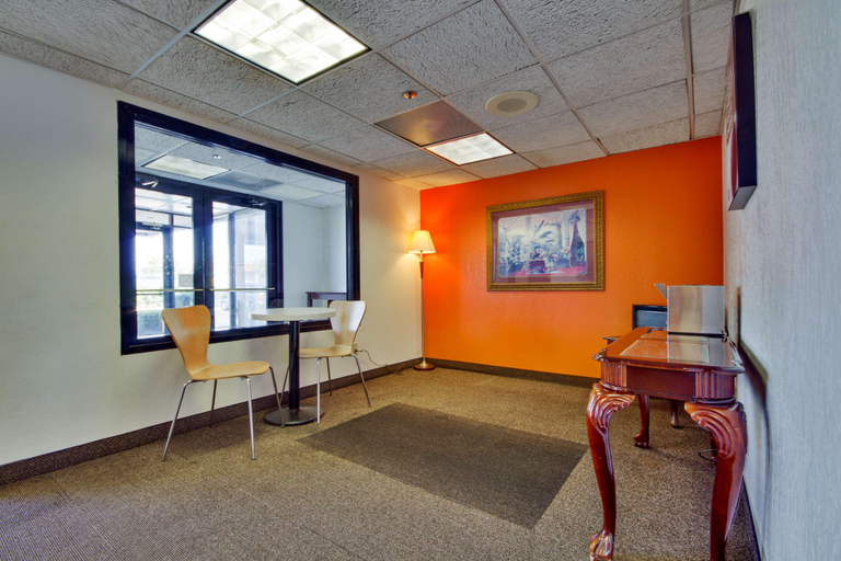 Public Area 5, Motel 6 Dallas - Fair Park 4616, Dallas