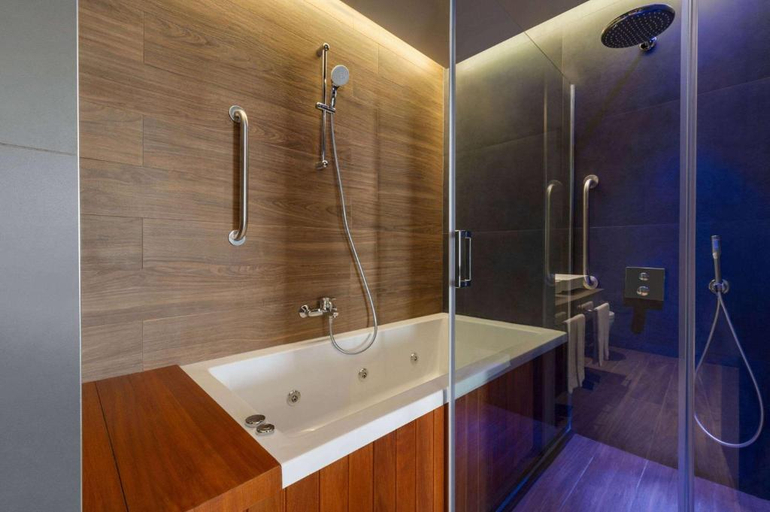 Bathroom, FT Lotus Thermal Hotel & Spa Trademark Collection, Menemen
