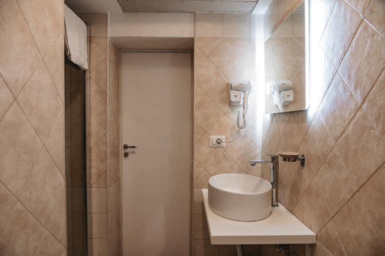 Others 5, Sea house, Reggio Di Calabria