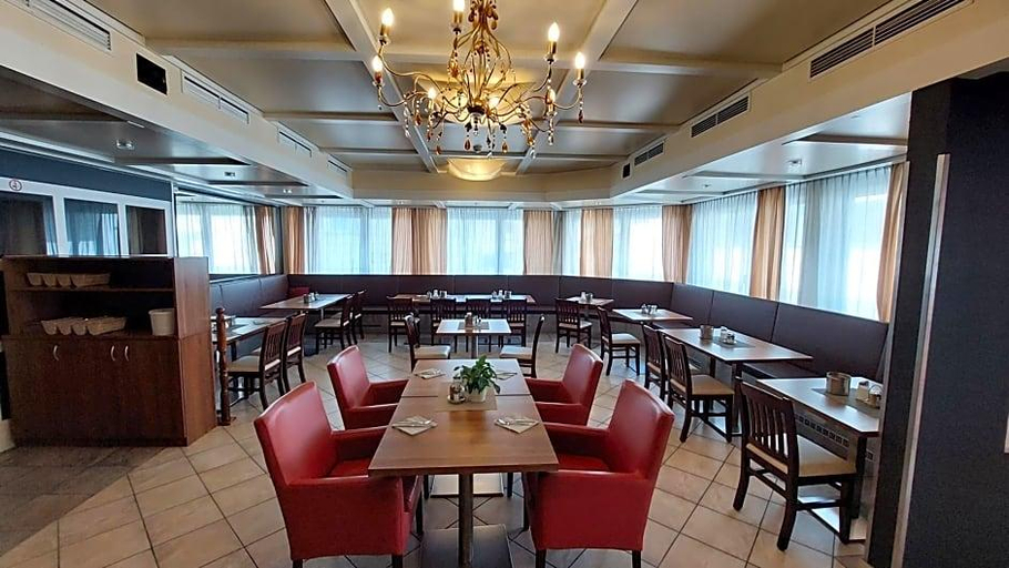 Others 4, Hotel Kufsteinerhof, Kufstein