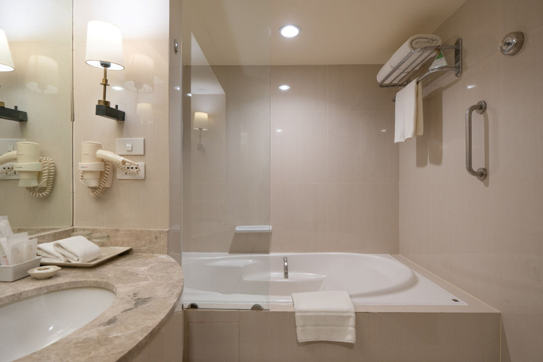 Bathroom 8