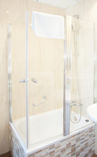 Bathroom 4, HOTEL CASTILLA GUERRERO, Málaga