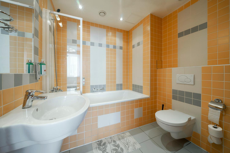 Bathroom 4, Pension Homer Podebrady-NEW, Nymburk