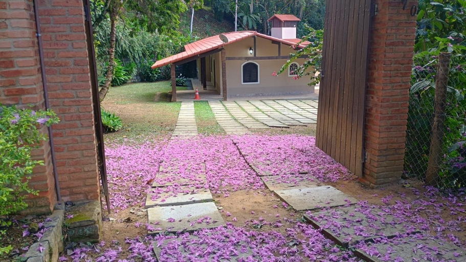Others 4, Casa da Gio Penedo, Itatiaia
