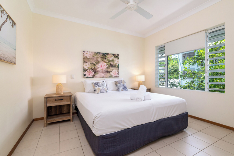 Bedroom 3, Verandahs, Douglas