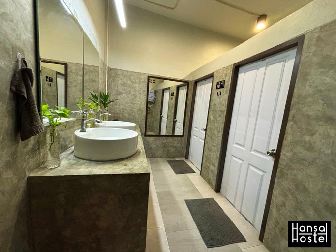 Bathroom 17