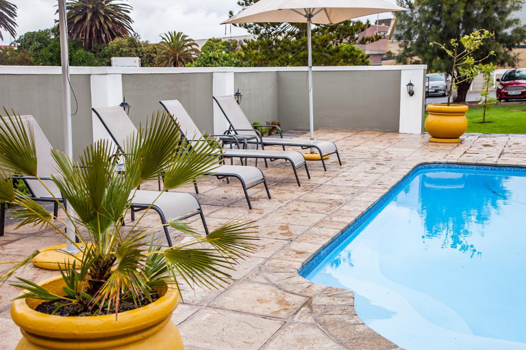 Sport & Beauty 2, Avanti Guest Lodge, West Coast