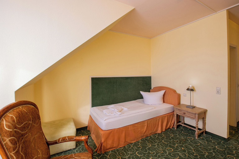 Bedroom 3, Erzgebirgshotel Freiberger Höhe, Mittelsachsen