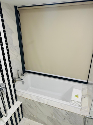 Bathroom 2, Eaton Service Apartment at KLCC, Kuala Lumpur