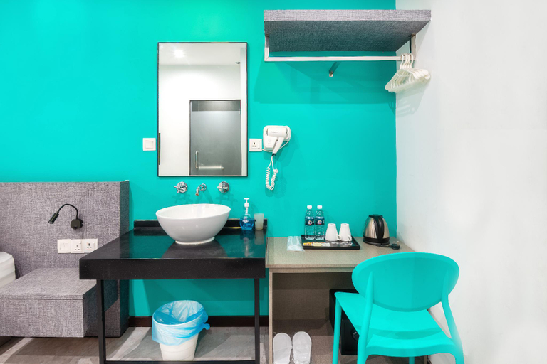 Bathroom 23
