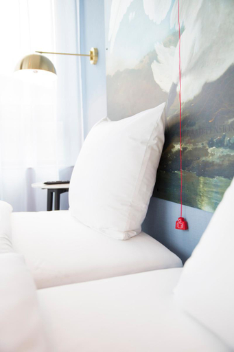 Bedroom 3, Corendon Urban Amsterdam Schiphol Airport, Haarlemmermeer