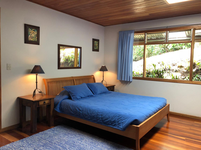 Others 5, Casa Canitas, Puntarenas