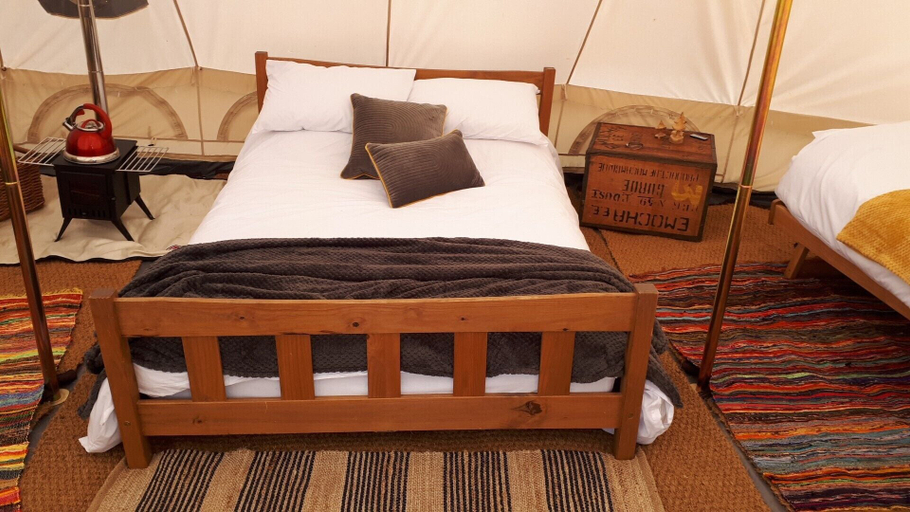 Room, Willow 6m xl Bell Tent, Redcar and Cleveland