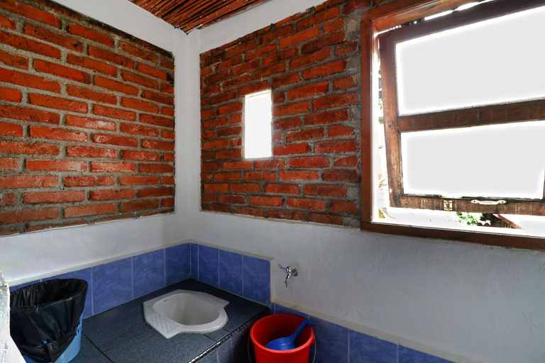 Bathroom 25
