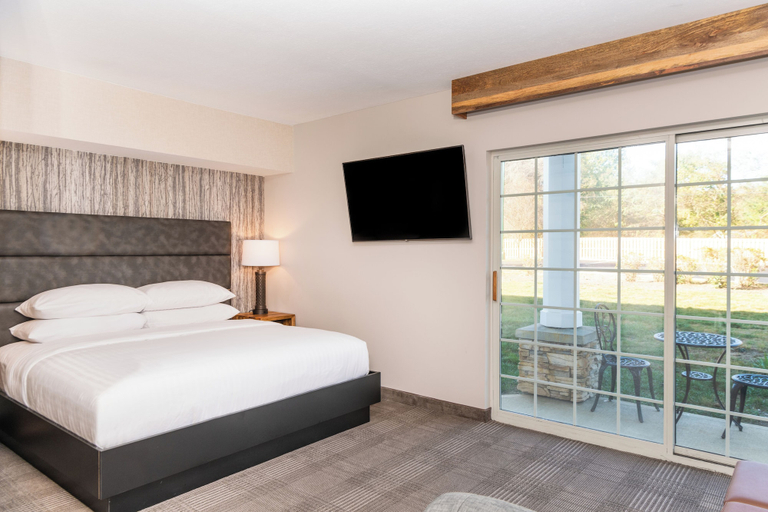 Bedroom 3, Cherry Valley Hotel, Licking