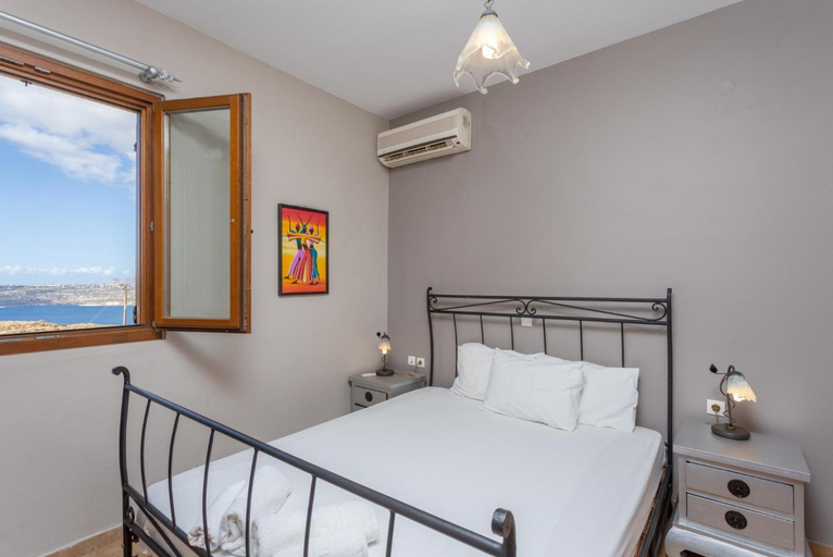 Bedroom 2, Villa Konstantin, Crete