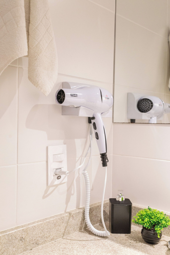 Bathroom, Haus Mitre Vila Mariana, São Paulo