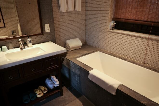 Bathroom 4, GRAND HOUSE NINGBO, Ningbo