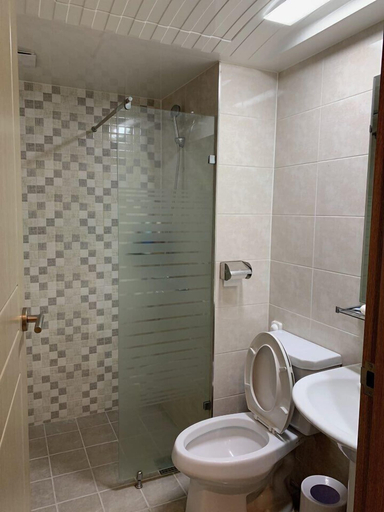Bathroom 3, Dream Jeju Hotel, Seogwipo
