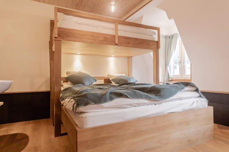 Bedroom 30