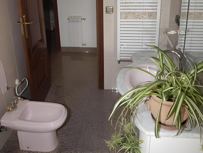 Bathroom 3, Casa Rural Casa Valdecaballeros, Badajoz