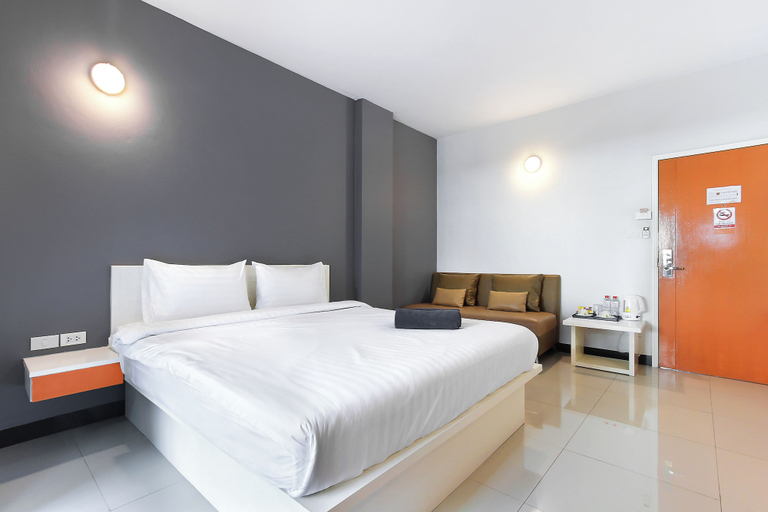 Bedroom 23