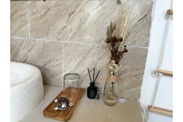 Bathroom 12