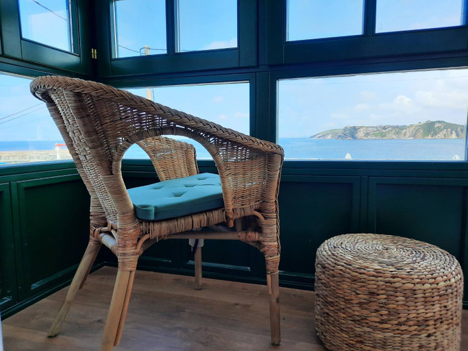 Others 5, Apartamentos El Muelle Comillas, Cantabria