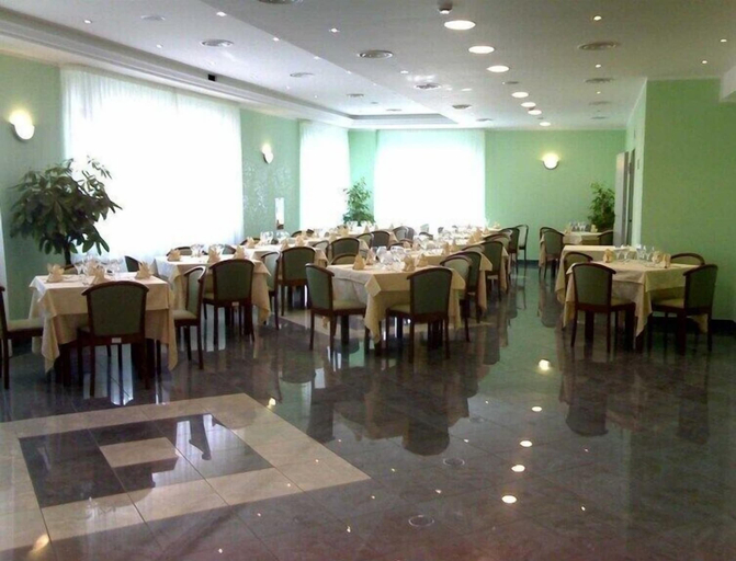 Food & Drinks, Holel Sea Garden, Cosenza