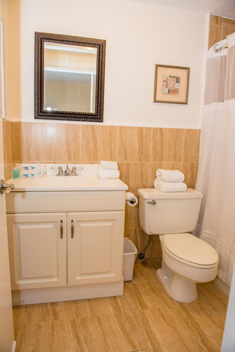 Bathroom 5, Ocean Lodge, Palm Beach