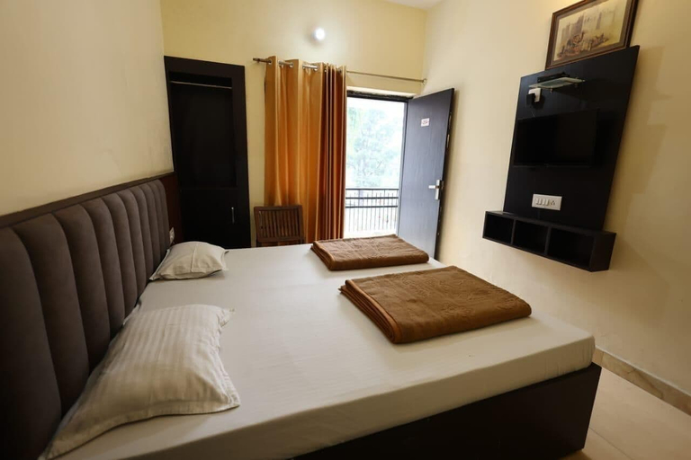 Bedroom, Hotel Moksha, Garhwal