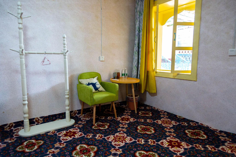 Others 4, New Dap Hostel (in Grape Town), Turfan