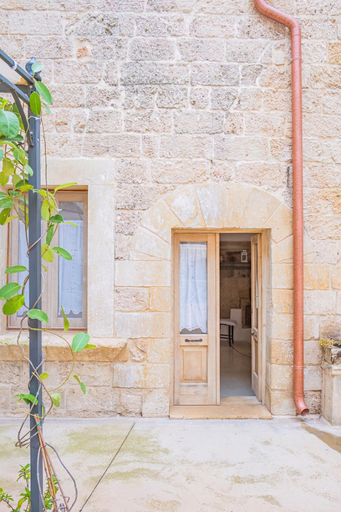 Entrance 3, HISTORIA- Dimore Corte Chiesa, Lecce