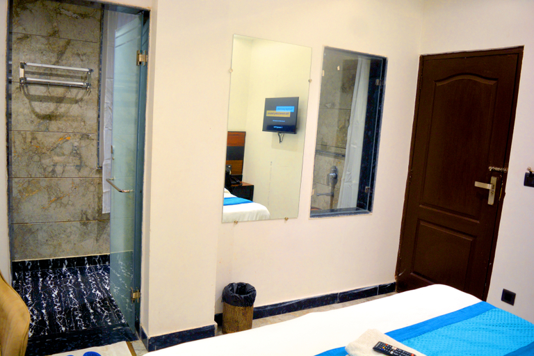 Bedroom 5, Hotel Delhi Empire Dx, Delhi