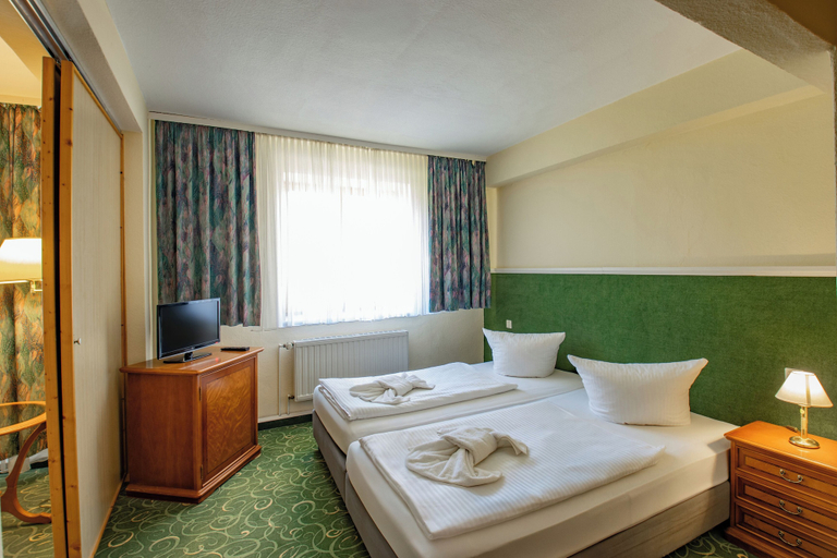 Bedroom 4, Erzgebirgshotel Freiberger Höhe, Mittelsachsen