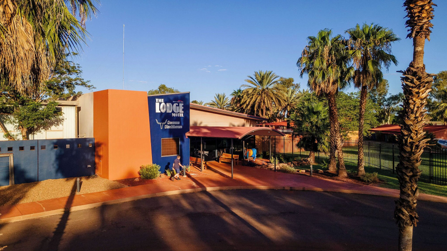 Exterior & Views 2, Seasons Hotel Newman, East Pilbara