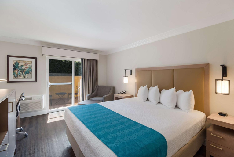 Bedroom 9