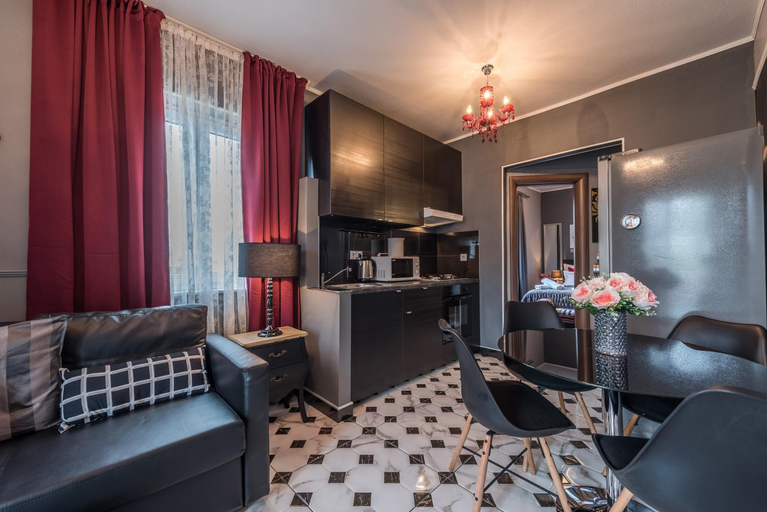 Others 2, Apartments Marant - free private parking, Zadar