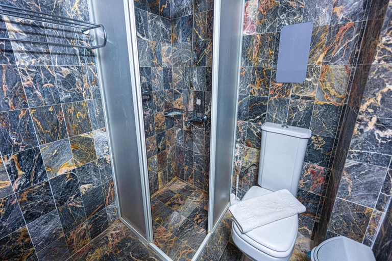 Bathroom 3, Golmar Beach Hotel, Marmaris