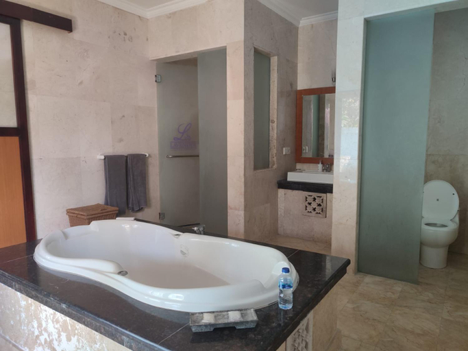 Others 4, Private villa with swimming pool, Badung