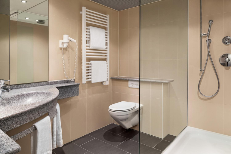 Bathroom 9