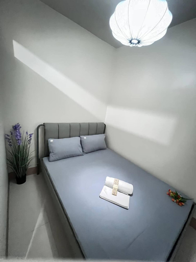 Bedroom 3, Shore 3 Pool View w Balcony near MOA, Pasay City