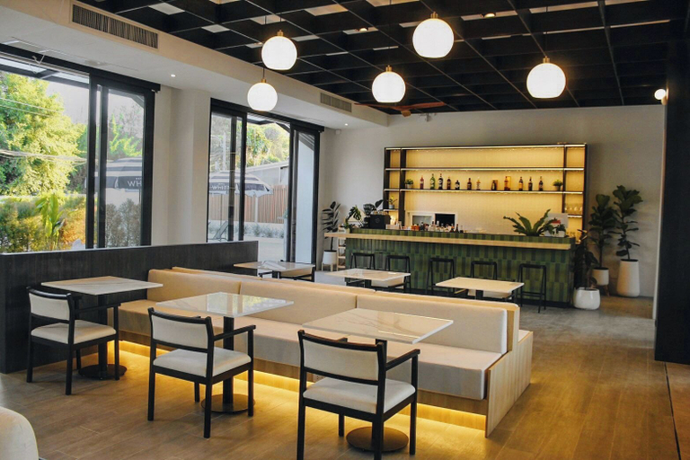 Food & Drinks 5, Hotel Whitt Hua Hin, Hua Hin