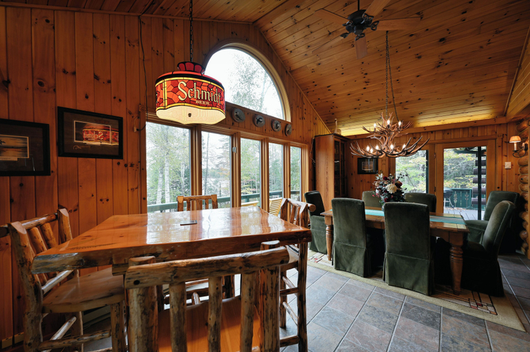 Food & Drinks, Birch Haven, Ashland