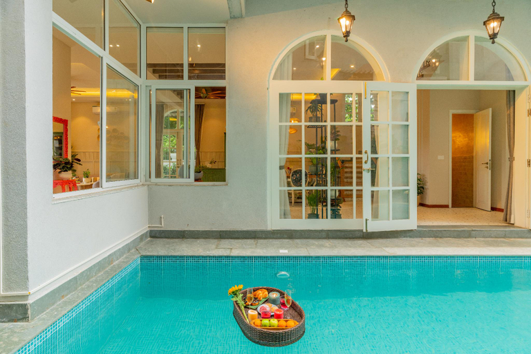 Sport & Beauty, ELIVAAS 5 BHK Pet Friendly villa with Pvt Pool - Vacasa, North Goa