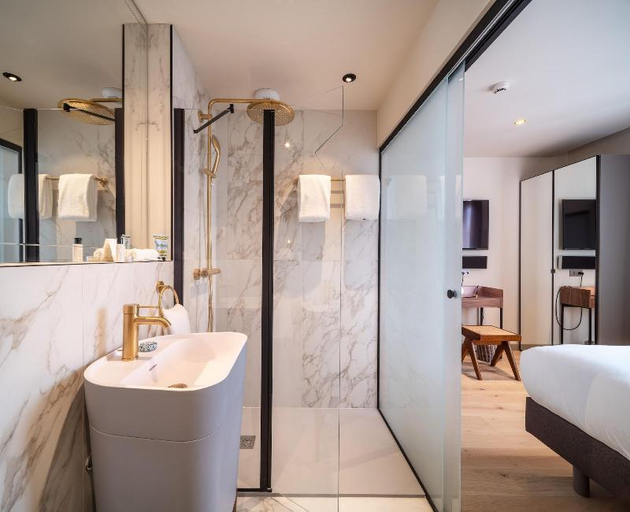 Bathroom 4, Alery Hotel, Haute-Savoie